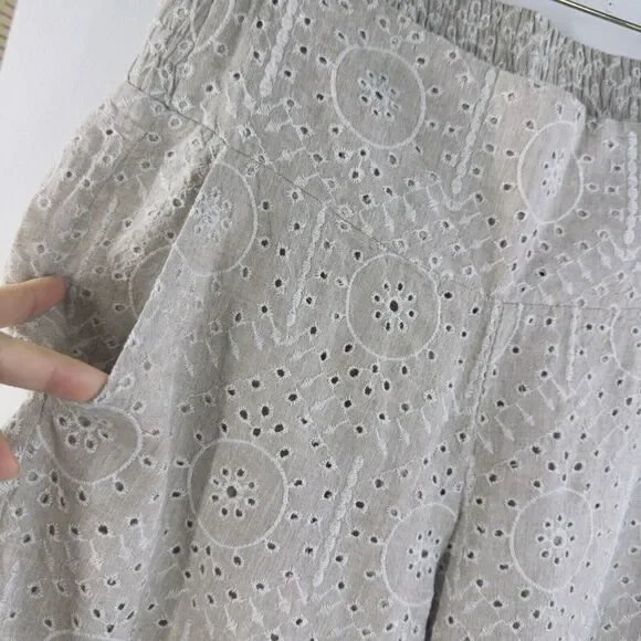 Sundance Menara Culottes Cropped Pant Size PS Linen Blend Embroidered Eyelets - Picture 4 of 10
